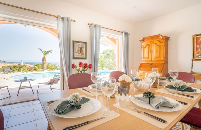 Haus mit 5 Schlafzimmern in Sainte-Maxime mit privater pool und garten - Foto 9