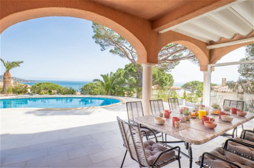Foto 5 - Haus mit 4 Schlafzimmern in Sainte-Maxime mit privater pool und blick aufs meer