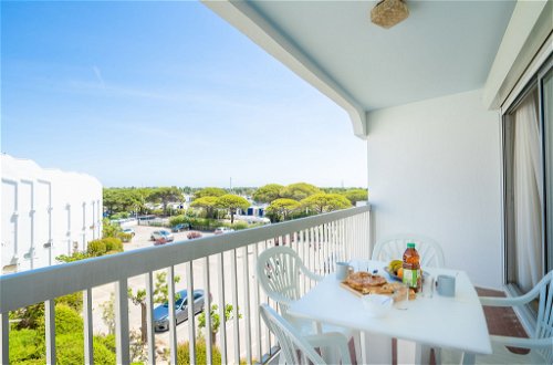 Photo 14 - 2 bedroom Apartment in Le Grau-du-Roi with terrace and sea view