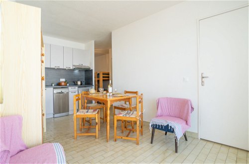 Photo 8 - Appartement de 2 chambres à Le Grau-du-Roi avec terrasse et vues à la mer
