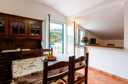 Foto 4 - Appartamento con 1 camera da letto a Diano Castello con piscina e giardino