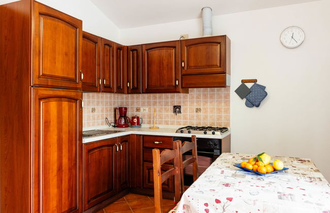 Apartamento de 2 quartos em Diano Castello com piscina e jardim - Foto 8