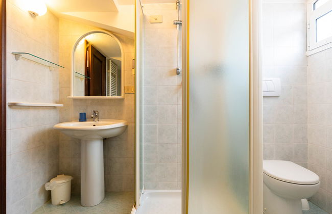 Apartamento de 2 quartos em Diano Castello com piscina e jardim - Foto 14