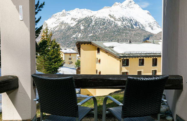Apartamento de 2 quartos em Silvaplana com terraço - Foto 1