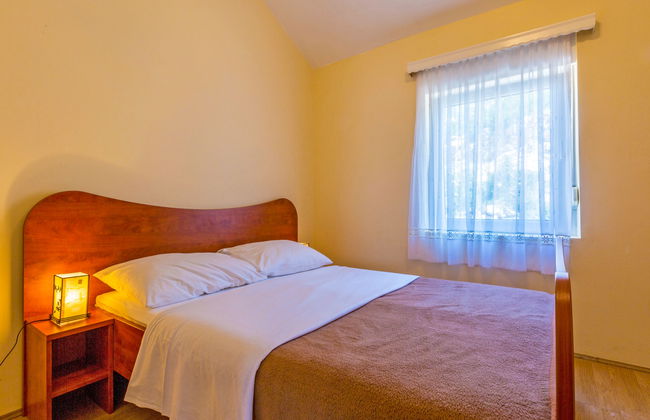Appartamento con 3 camere da letto a Karlobag con piscina e terrazza - Foto 10