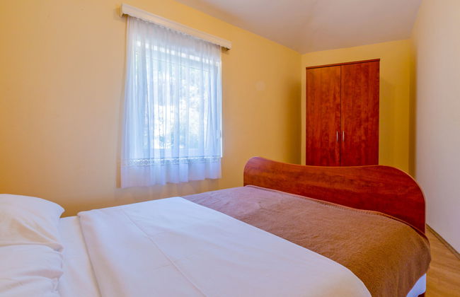Appartamento con 3 camere da letto a Karlobag con piscina e terrazza - Foto 9