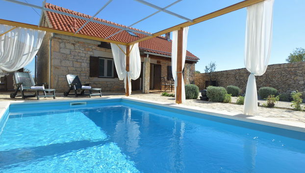 4 bedroom House in Promina with private pool and garden - Photo 2