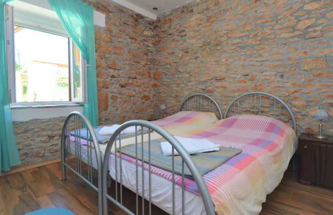 Casa de 4 quartos em Promina com piscina privada e jardim - Foto 22
