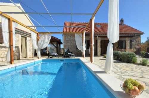 Foto 19 - Haus mit 3 Schlafzimmern in Promina mit privater pool und terrasse