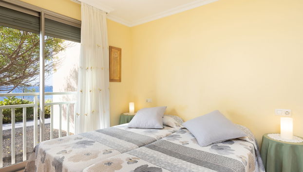 Apartamento de 2 quartos em Granadilla de Abona com piscina e jardim - Foto 5