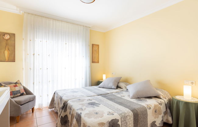 Apartamento de 2 quartos em Granadilla de Abona com piscina e jardim - Foto 9