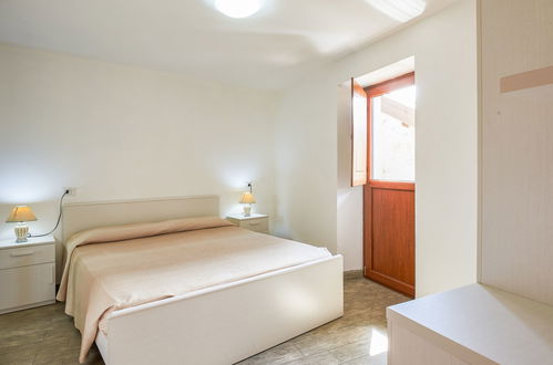 Foto 5 - Appartamento con 1 camera da letto a Vercana con giardino e vista sulle montagne