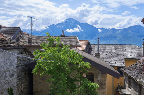 Foto 11 - Appartamento con 1 camera da letto a Vercana con giardino e vista sulle montagne