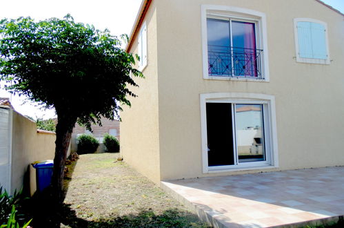 Photo 17 - 2 bedroom House in Le Barcarès with garden and terrace