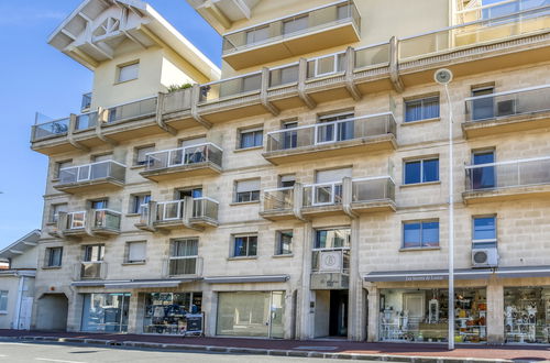 Foto 16 - Apartamento de 1 habitación en Arcachon con terraza y vistas al mar