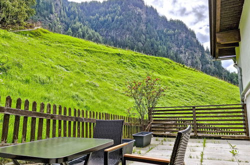 Foto 2 - Appartamento con 3 camere da letto a Längenfeld con giardino