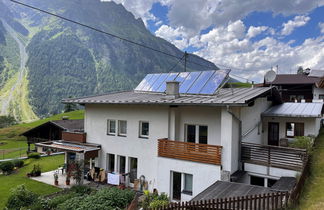 Photo 1 - Appartement de 2 chambres à Längenfeld avec vues sur la montagne