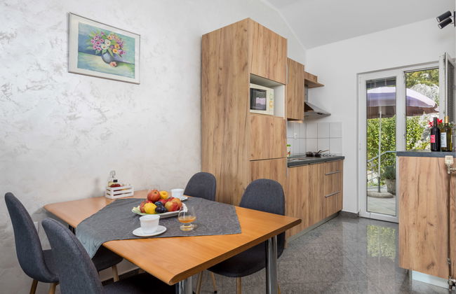 Apartamento de 2 quartos em Matulji com piscina e terraço - Foto 10
