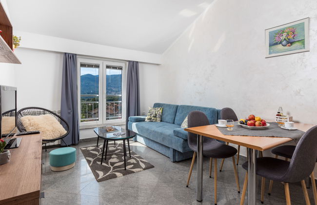 Apartamento de 2 quartos em Matulji com piscina e terraço - Foto 7
