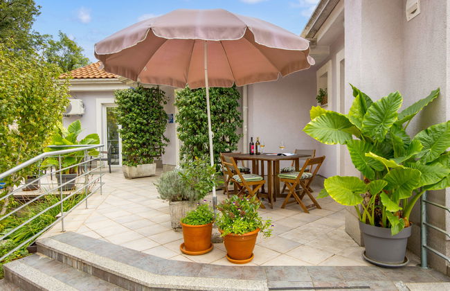 Apartamento de 2 quartos em Matulji com piscina e terraço - Foto 15