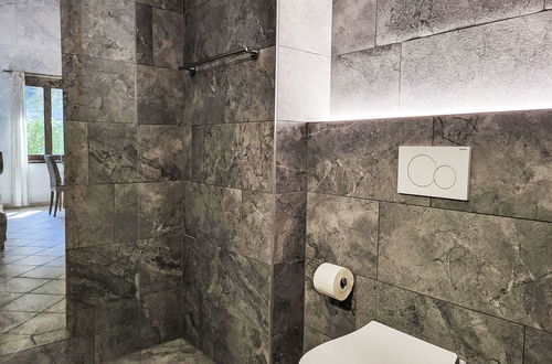 Foto 10 - Appartamento con 2 camere da letto a Gambarogno con piscina e giardino