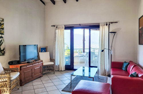 Foto 9 - Appartamento con 2 camere da letto a Gambarogno con piscina e giardino