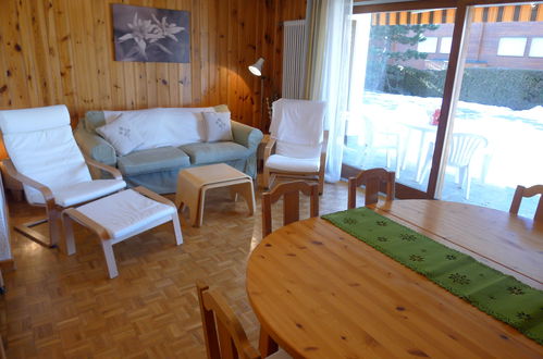 Photo 20 - 2 bedroom Apartment in Ollon with garden and terrace