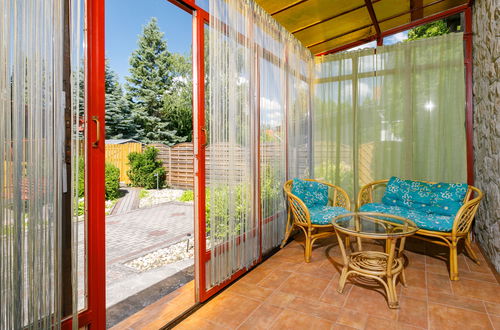 Photo 15 - Maison de 2 chambres à Balatonmáriafürdő avec jardin et terrasse