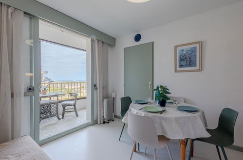 Foto 4 - Appartamento con 1 camera da letto a Le Barcarès con vista mare