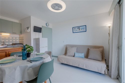Foto 18 - Apartamento de 1 habitación en Le Barcarès con vistas al mar