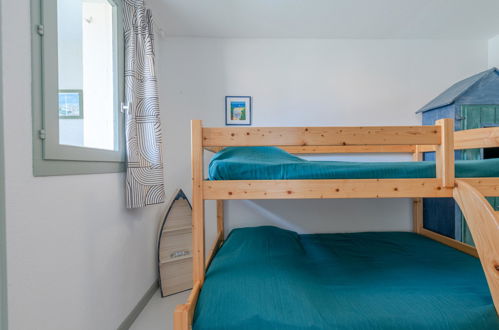 Foto 25 - Appartamento con 1 camera da letto a Le Barcarès con vista mare