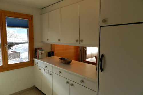 Photo 14 - 2 bedroom Apartment in Zweisimmen