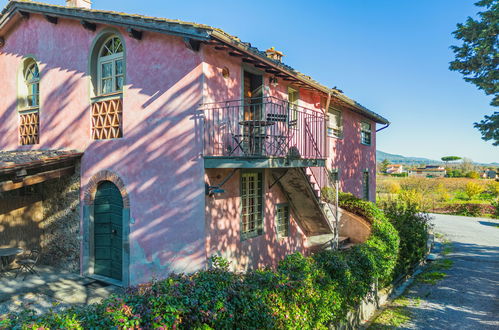 Photo 29 - 2 bedroom Apartment in Lucca with swimming pool and garden