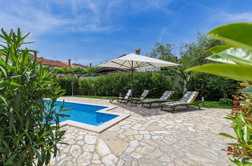 Foto 14 - Casa de 3 quartos em Rovinj com piscina privada e jardim