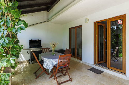 Foto 5 - Casa de 3 quartos em Rovinj com piscina privada e jardim