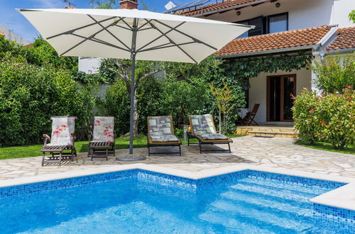 Foto 1 - Casa de 3 quartos em Rovinj com piscina privada e jardim