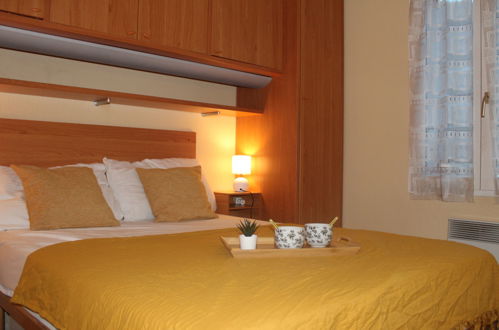 Foto 16 - Appartamento con 1 camera da letto a Saint-Gervais-les-Bains con vista sulle montagne