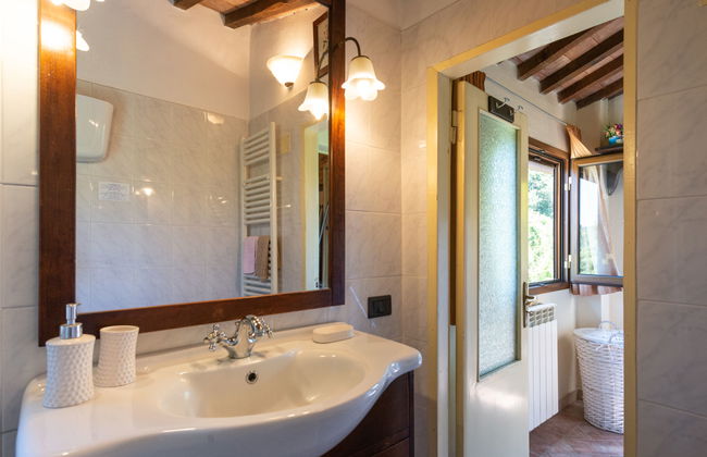 Casa de 3 quartos em Scansano com jardim e banheira de hidromassagem - Foto 24