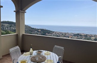 Foto 1 - Appartamento con 1 camera da letto a Pietra Ligure con terrazza e vista mare