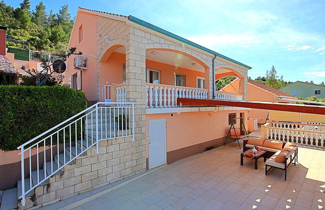 Casa de 3 quartos em Blato com piscina privada e terraço - Foto 3