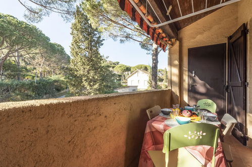 Foto 4 - Apartamento de 2 quartos em La Croix-Valmer com terraço e vistas do mar