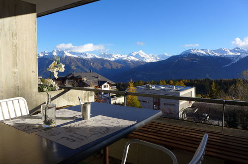 Foto 40 - Apartamento em Crans-Montana com piscina e vista para a montanha