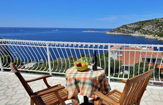 Foto 2 - Casa de 4 quartos em Rogoznica com piscina privada e vistas do mar