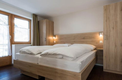 Foto 33 - Appartamento con 2 camere da letto a Saas-Almagell con sauna e vasca idromassaggio