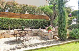 Photo 2 - 4 bedroom Apartment in Propriano with swimming pool and garden