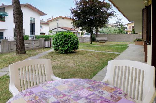 Foto 16 - Apartamento de 2 quartos em San Michele al Tagliamento com jardim e terraço