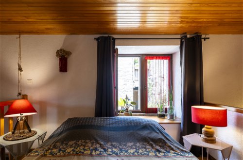 Foto 5 - Casa con 1 camera da letto a Sainte-Marguerite-Lafigère con terrazza
