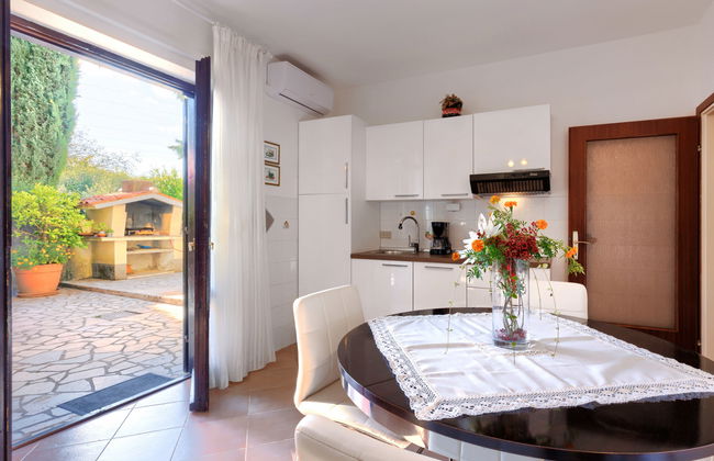 Apartamento de 3 quartos em Labin com piscina e jardim - Foto 10