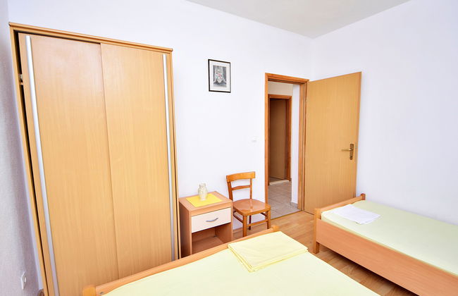 Casa de 3 quartos em Jelsa com jardim e terraço - Foto 17