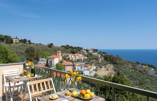 Casa de 4 quartos em Cipressa com jardim e terraço - Foto 5